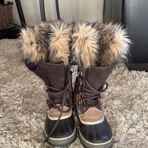 Women's Sorel Joan of Arctic Boots